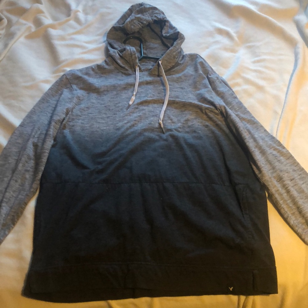 America Eagle long sleeve w hood grey and blue